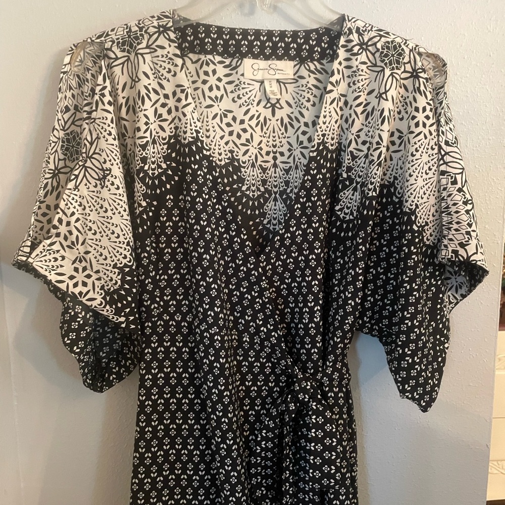 Black and White Maternity wrap dress